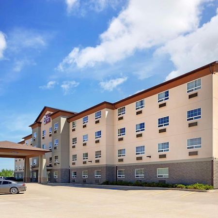Best Western Plus Peace River Hotel & Suites Bagian luar foto
