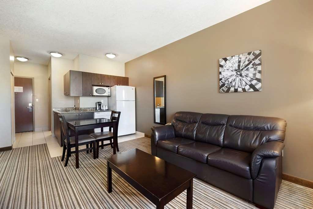 Best Western Plus Peace River Hotel & Suites Ruang foto